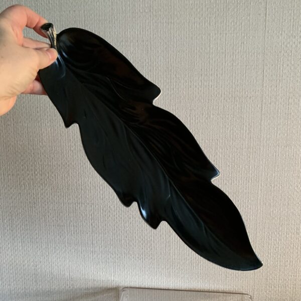 Black Leaf Dish