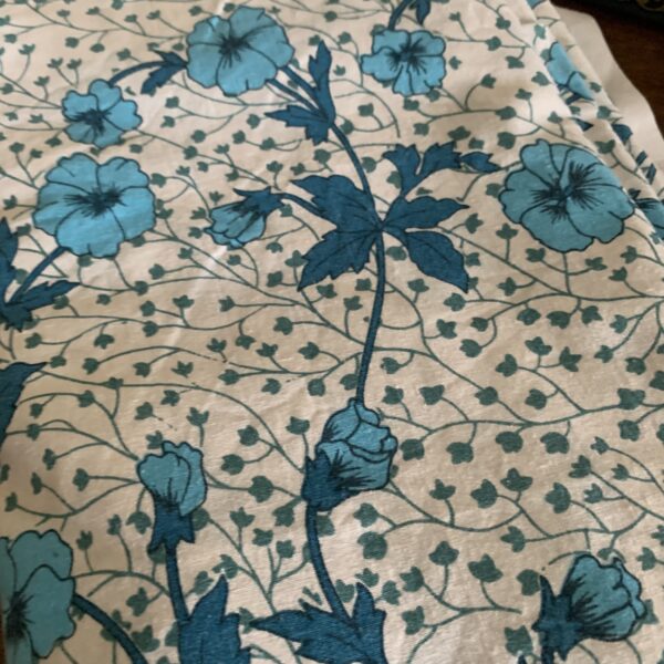 Blue & White Tablecloth - Image 2