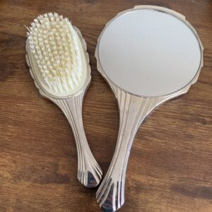 Brush & Mirror