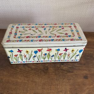 Cadbury's Fingers Vintage Tin