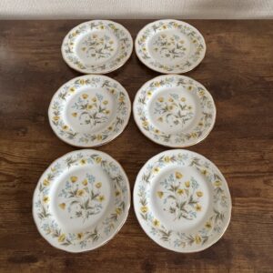Colclough 'Angela' Bone China Side or Tea Plates