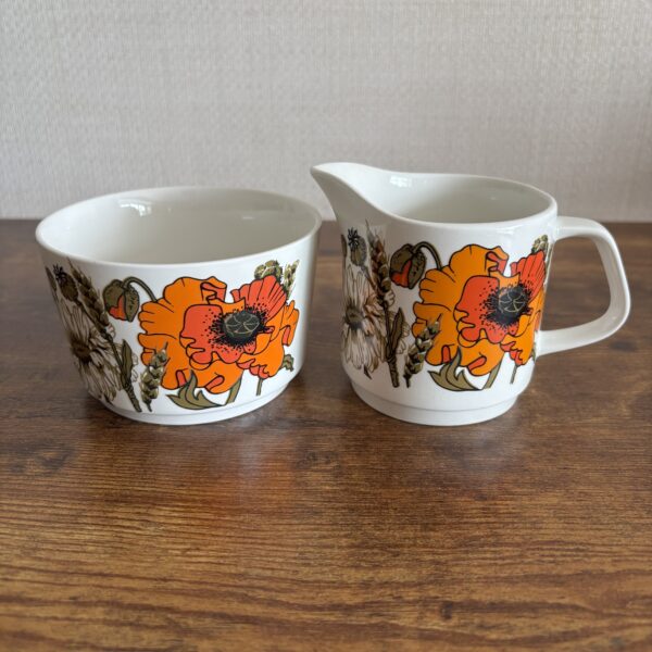 J & G Meakin Poppy Sugar Bowl & Milk Jug