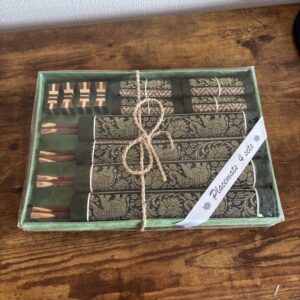 Placemats and Chopstick Set