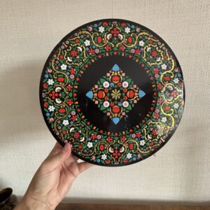 Large Round Huntley & Palmer Tin