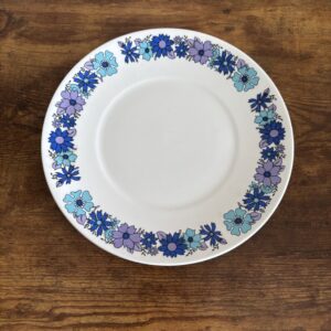 Elizabethan 'Portobello 4' Bone China Cake Plate