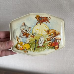 Vintage Tin - Hey Diddle Diddle