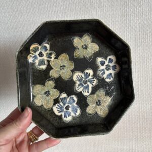 Isle Of Wight Pottery Dish