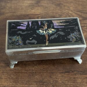 EPNS Box With Butterfly Wing Decoration Of A Ballerina