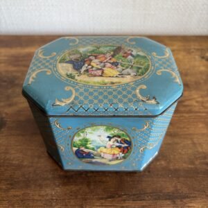 Vintage Tin - Meredith & Drew Biscuit Tin