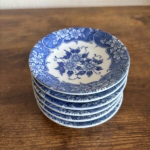 Set 6 Small Blue & White Floral Dishes